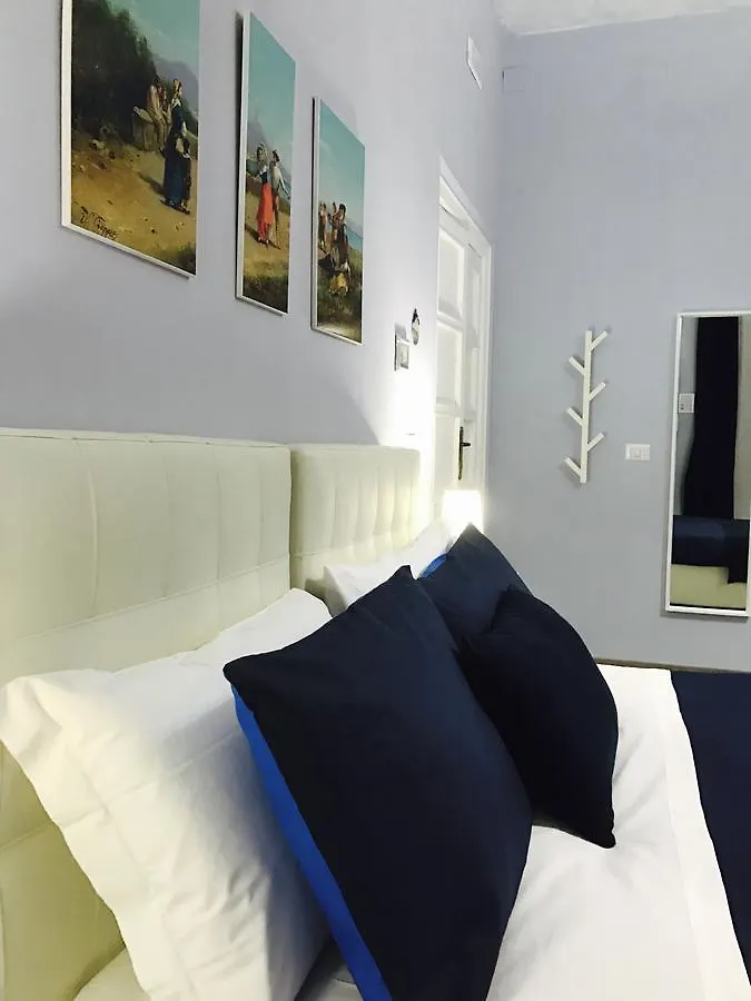 B&B I 4 Elementi Naples 2*,  Italie
