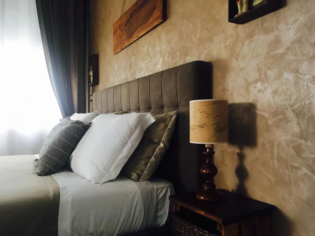 B&B I 4 Elementi Naples Maison d'hôtes