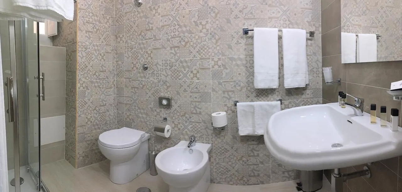 B&B I 4 Elementi Naples 2*,  Italie
