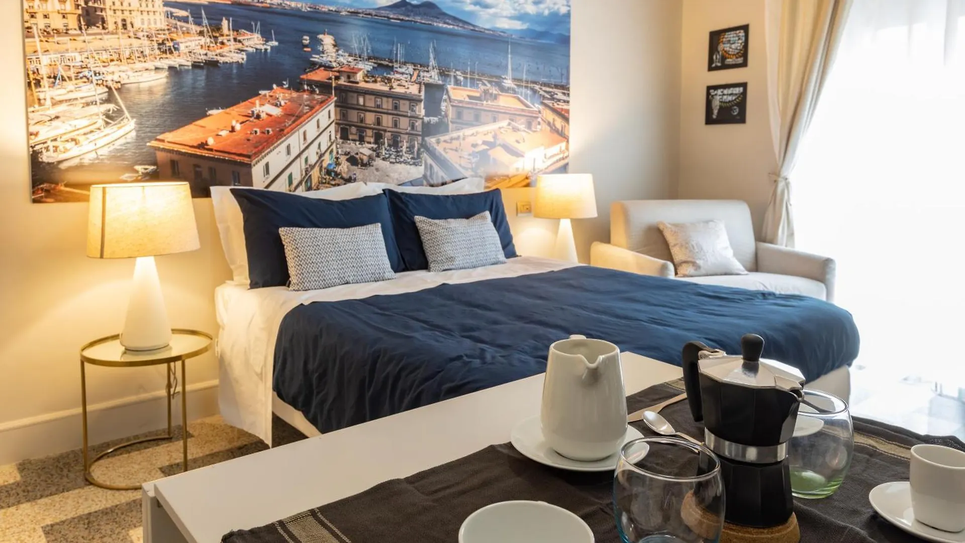 Hotel I 4 Elementi Nápoles Pensión