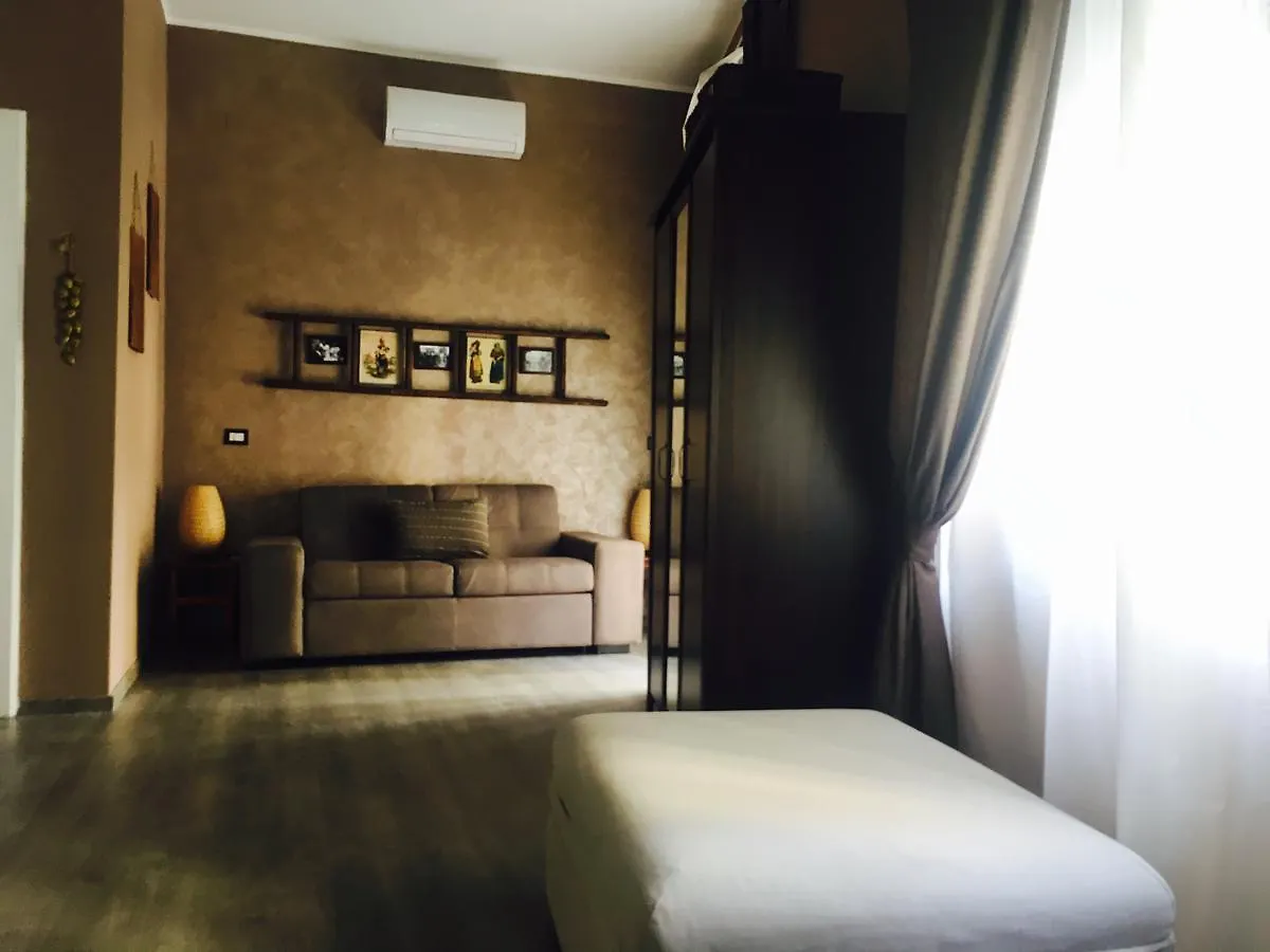 Hotel I 4 Elementi Nápoles Pensión
